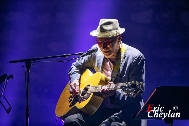 Graham Parker & Eric Naulleau, Le Café de la Danse (Paris), 18 février 2023, © Eric Cheylan / https:// lovinglive.fr