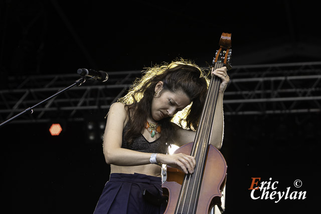 Eda Diaz, Festival La Défense Jazz Festival (Paris), 27 juin 2023, © Eric Cheylan / https://lovinglive.fr