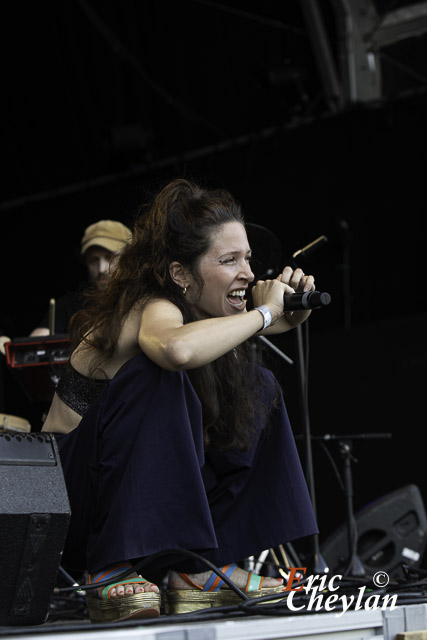 Eda Diaz, Festival La Défense Jazz Festival (Paris), 27 juin 2023, © Eric Cheylan / https://lovinglive.fr