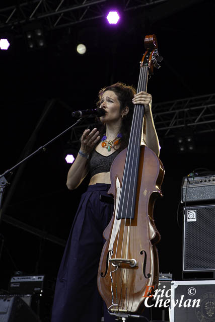 Eda Diaz, Festival La Défense Jazz Festival (Paris), 27 juin 2023, © Eric Cheylan / https://lovinglive.fr