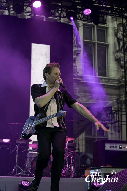 Franz Ferdinand, Festival Fnac Live, Parvis de l'Hôtel de Ville (Paris), 29 Juin 2023, © Eric Cheylan / https://lovinglive.fr