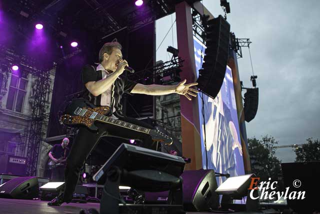 Franz Ferdinand, Festival Fnac Live, Parvis de l'Hôtel de Ville (Paris), 29 Juin 2023, © Eric Cheylan / https://lovinglive.fr