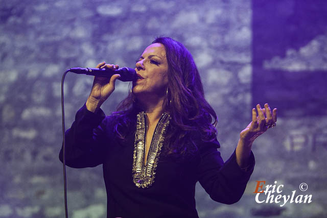 Bebel Gilberto, Le Café de la Danse - France Inter (Paris), 25 octobre 2023, © Eric Cheylan / https://lovinglive.fr