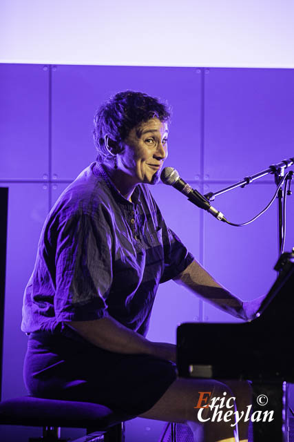 Marion Cousineau, Le Prix Georges Moustaki (Paris), 27 octobre 2023, © Eric Cheylan / https://lovinglive.fr