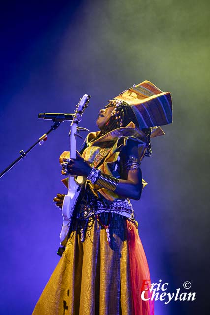 Fatoumata Diawara, Olympia (Paris), 22 mai 2024, © Eric Cheylan / https://lovinglive.fr