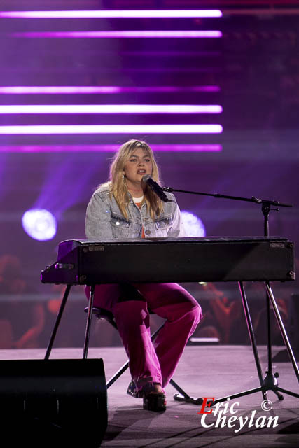 Louane, RFM Music Show, 40ème anniversaire de la radio RFM, Palais des Sports Marcel Cerdan (Levallois), 26 juin 2021, © Eric Cheylan / volubilis.net