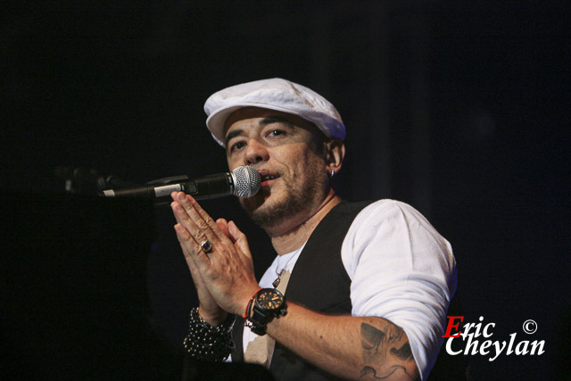 Pascal Obispo, Concert pour l'Avesnois, Zénith (Paris), 27 octobre 2008, © Eric Cheylan / https://lovinglive.fr