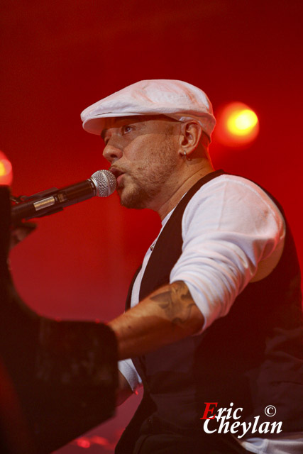 Pascal Obispo, Concert pour l'Avesnois, Zénith (Paris), 27 octobre 2008, © Eric Cheylan / https://lovinglive.fr