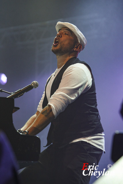 Pascal Obispo, Concert pour l'Avesnois, Zénith (Paris), 27 octobre 2008, © Eric Cheylan / https://lovinglive.fr