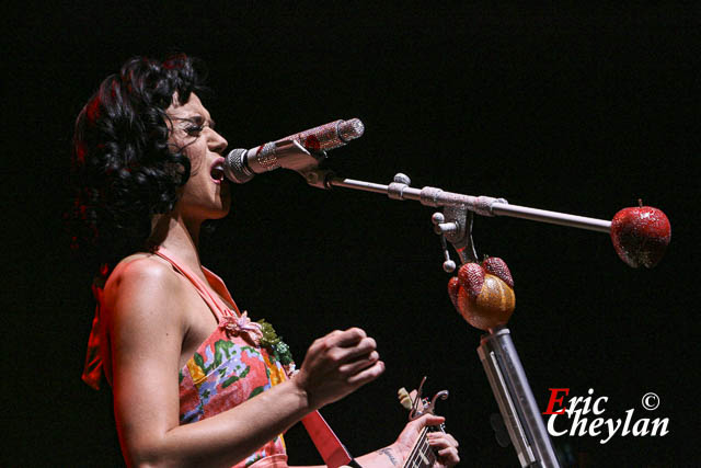 Katy Perry, Olympia (Paris), 16 juin 2009, © Eric Cheylan / https://lovinglive.fr