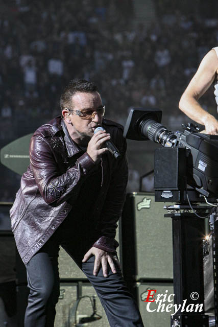 U2, Le Stade de France (Paris), 11 juillet 2009, © Eric Cheylan / https://lovinglive.fr