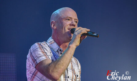 Jimmy Sommerville, RFM Party 80, Le Zénith (Paris), 2 avril 2010, © Eric Cheylan / https://lovinglive.fr