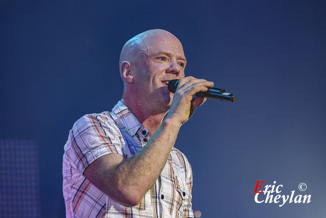 Jimmy Sommerville, RFM Party 80, Le Zénith (Paris), 2 avril 2010, © Eric Cheylan / https://lovinglive.fr