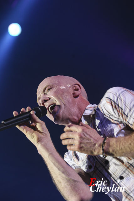 Jimmy Sommerville, RFM Party 80, Le Zénith (Paris), 2 avril 2010, © Eric Cheylan / https://lovinglive.fr