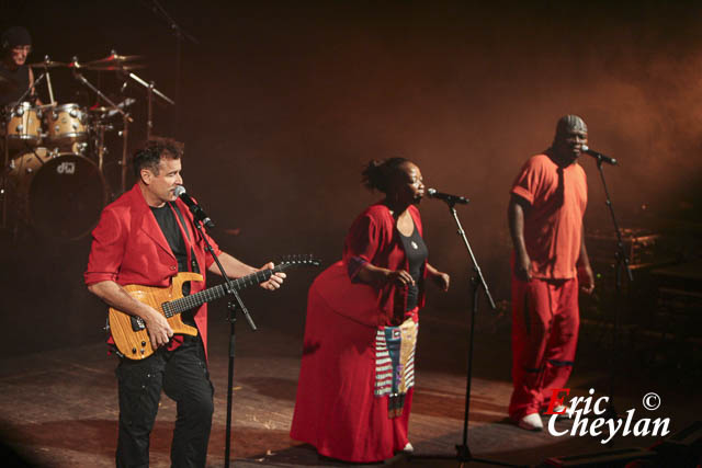 Johnny Clegg, Le Trianon (Paris), 1 mars 2011, © Eric Cheylan / https://lovinglive.fr