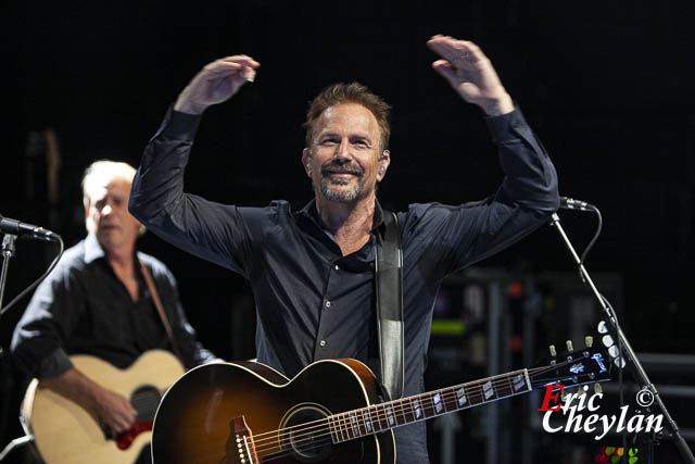 Kevin Costner, La Cigale (Paris), 15 septembre 2011, © Eric Cheylan / https://lovinglive.fr