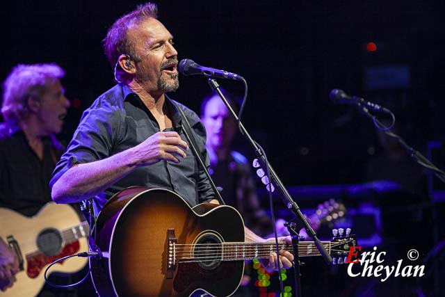 Kevin Costner, La Cigale (Paris), 15 septembre 2011, © Eric Cheylan / https://lovinglive.fr