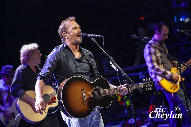 Kevin Costner, La Cigale (Paris), 15 septembre 2011, © Eric Cheylan / https://lovinglive.fr