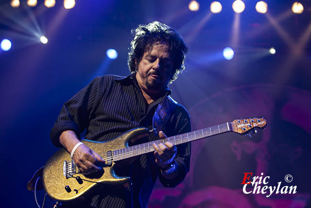 Toto, Le Zénith (Paris), 13 juin 2012, © Eric Cheylan / https://lovinglive.fr