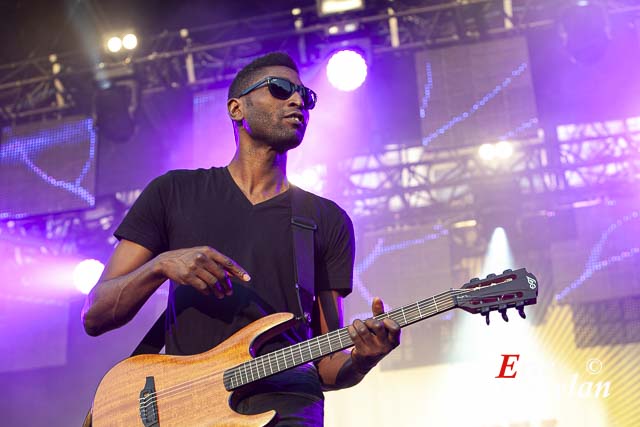 Keziah Jones, FNAC Live (Paris), 19 juillet 2013, © Eric Cheylan / https://lovinglive.fr