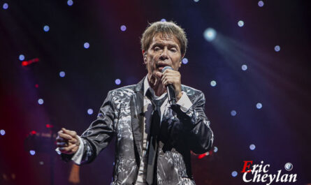 Cliff Richard, Olympia (Paris), 2 juin 2014, © Eric Cheylan / https://lovinglive.fr