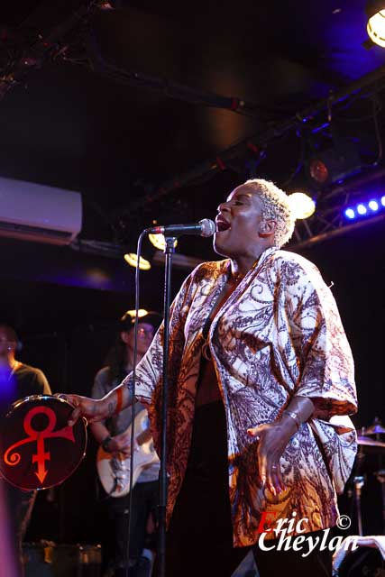 Liv Warfield, Le New Morning (Paris), 2 Août 2019, © Eric Cheylan / https://lovinglive.fr