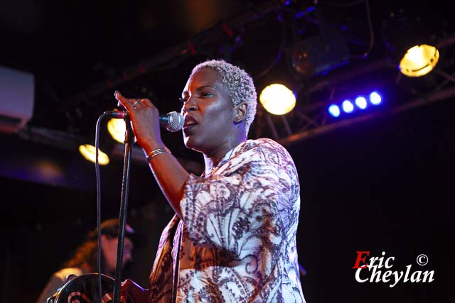 Liv Warfield, Le New Morning (Paris), 2 Août 2019, © Eric Cheylan / https://lovinglive.fr