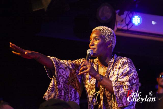 Liv Warfield, Le New Morning (Paris), 2 Août 2019, © Eric Cheylan / https://lovinglive.fr