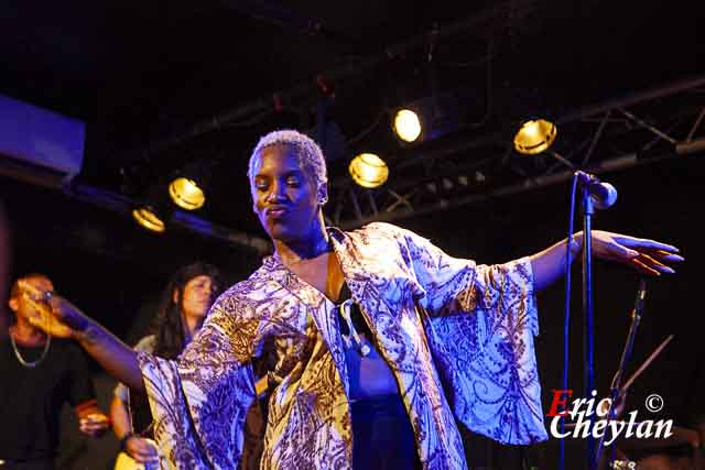 Liv Warfield, Le New Morning (Paris), 2 Août 2019, © Eric Cheylan / https://lovinglive.fr