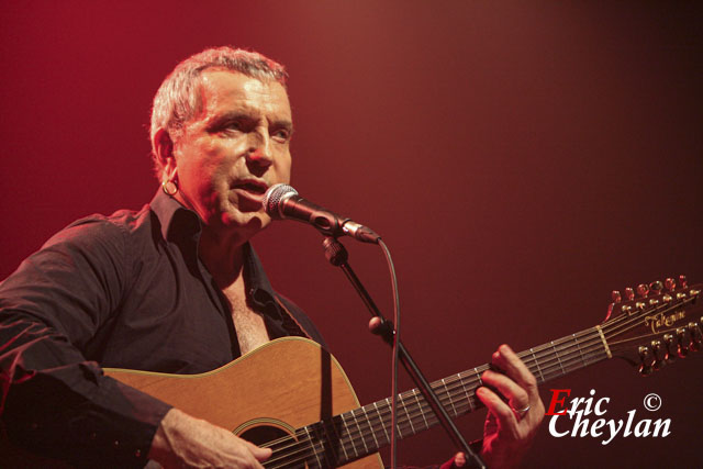 Bernard Lavilliers, Téléthon, Le Bataclan (Paris), 6 décembre 2009, © Eric Cheylan / https://lovinglive.fr