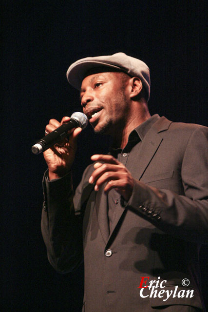 MC Solaar, Soirée Music'Amet, Théâtre de Neuilly (Neuilly), 28 septembrer 2010, © Eric Cheylan / https://lovinglive.fr