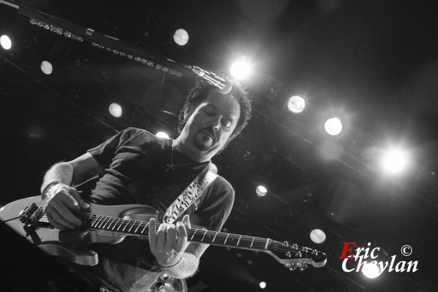 Steve Lukather, Elysée Montmartre (Paris), 13 novembre 2010, © Eric Cheylan / https://lovinglive.fr