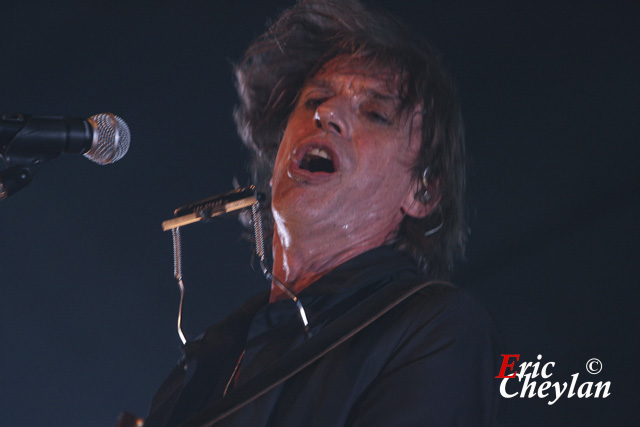 Jean-Louis Aubert, Le Zénith (Paris), 29 avril 2011, © Eric Cheylan / https://lovinglive.fr