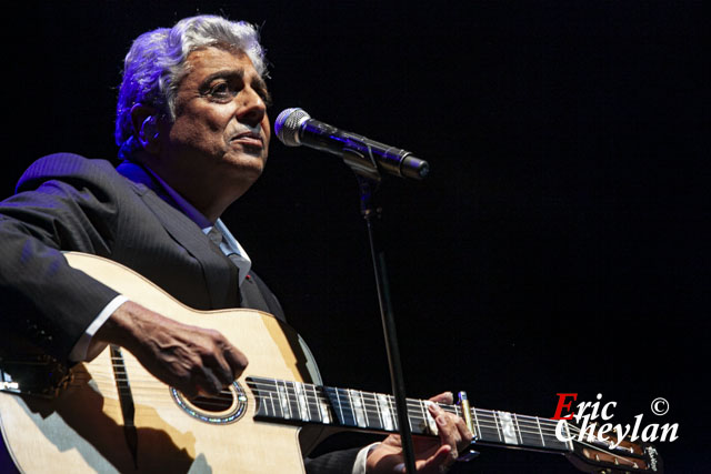 Enrico Macias, Olympia (Paris), 7 septembre 2012, © Eric Cheylan / https://lovinglive.fr