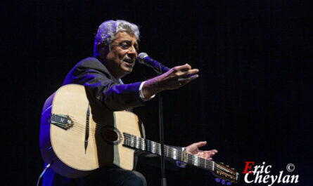 Enrico Macias, Olympia (Paris), 7 septembre 2012, © Eric Cheylan / https://lovinglive.fr