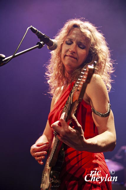 Ana Popovic, Le Café de la Danse (Paris), 9 avril 2015, © Eric Cheylan / https://lovinglive.fr