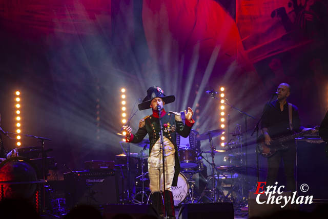 The Divine Comedy, Les Folies Bergère (Paris), 10 janvier 2009, © Eric Cheylan / https://lovinglive.fr