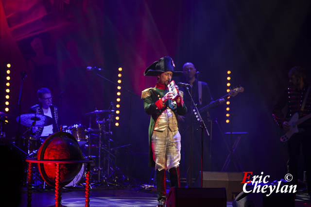 The Divine Comedy, Les Folies Bergère (Paris), 10 janvier 2009, © Eric Cheylan / https://lovinglive.fr