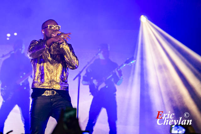 Maitre Gims, AccorArena  (Paris), 14 décembre 2015, © Eric Cheylan / https://lovinglive.fr