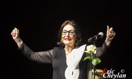 Nana Mouskouri, Salle Pleyel (Paris), 8 mars 2018, © Eric Cheylan / https://lovinglive.fr