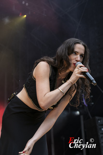 Clara Ysé, Festival Essonne en Scène (Chamarande), 30 août 2024, © Eric Cheylan / https://lovinglive.fr