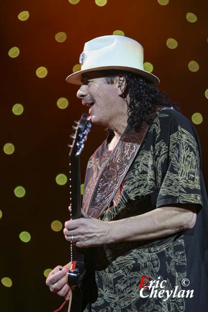 Carlos Santana, Accor Arena (Paris), 12 octobre 2010, © Eric Cheylan / https://lovinglive.fr