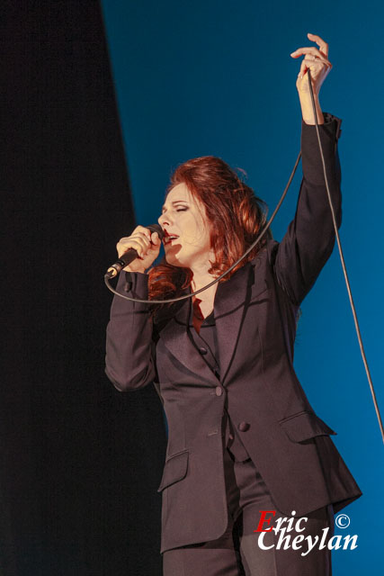 Isabelle Boulay, Le Casino de Paris (Paris), 2 décembre 2011, © Eric Cheylan / https://lovinglive.fr