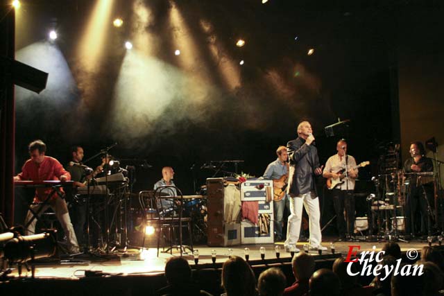 Michel Fugain, l'Alhambra (Paris), 21 janvier 2009, © Eric Cheylan / https://lovinglive.fr