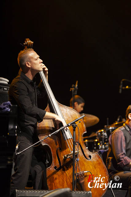 Avishai Cohen (Paris), 4 novembre 2013, © Eric Cheylan / https://lovinglive.fr