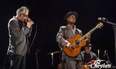 Eric Bibb et Jean-Jacques Milteau, La Cigale (Paris), 31 janvier 2017, © Eric Cheylan / https://lovinglive.fr