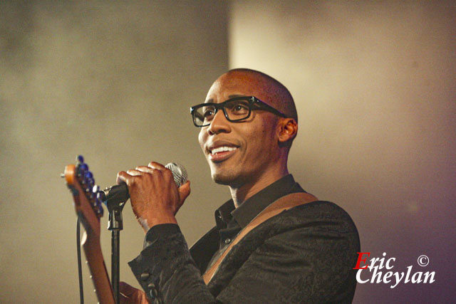 Raphael Saadiq, Le Trianon (Paris), 21 avril 2011, © Eric Cheylan / https://lovinglive.fr