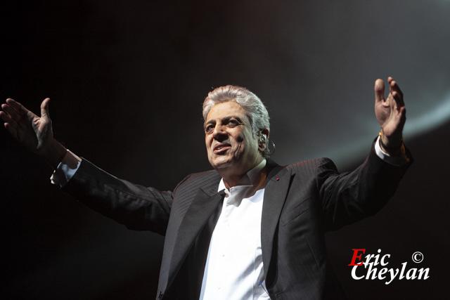 Enrico Macias, Olympia (Paris), 22 janvier 2013, © Eric Cheylan / https://lovinglive.fr