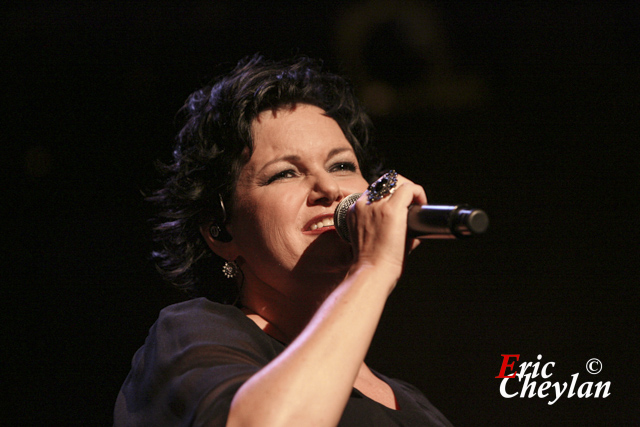 Maurane, Alhambra (Paris), 9 octobre 2009, © Eric Cheylan / https://lovinglive.fr