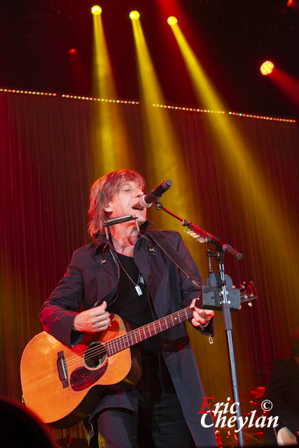 Jean-Louis Aubert, Accor Arena (Paris), 28 novembre 2011, © Eric Cheylan / https://lovinglive.fr